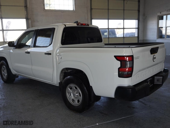 2022 Nissan Frontier S with VIN 1N6ED1EK0NN685862, listed as a Copart auction lot 75254984 with 28,515 mi miles and Salvage Title. Bid and sale history available at carsss.com. Image 4.