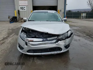 2012 Ford Fusion SE with VIN 3FAHP0HA1CR202982, listed as a Copart auction lot 52517915 with 189,475 mi miles and Salvage Title. Bid and sale history available at DreamBid. Image 5.