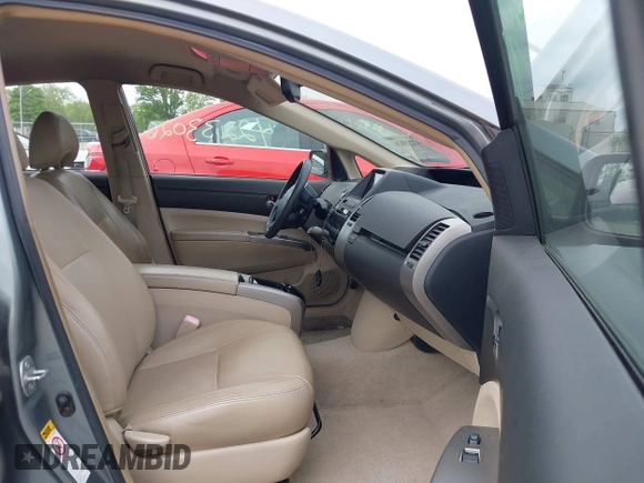 2005 Toyota Prius with VIN JTDKB20UX53104972, listed as a IAAI auction lot 42233026 with 228,920 mi miles and . Bid and sale history available at DreamBid. Image 5.