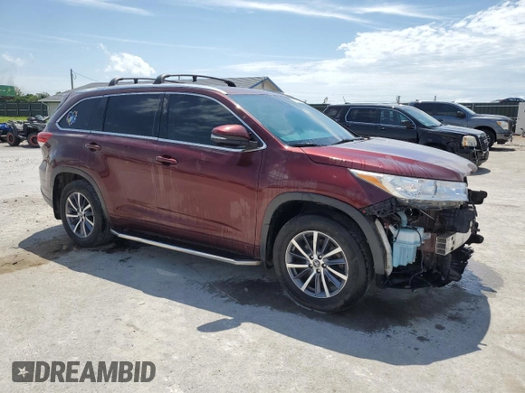 2017 Toyota Highlander XLE с VIN 5TDJZRFH0HS440367, выставлен на аукционе Copart как лот 61135715 с пробегом 125 959 миль миль и Списание • Salvage title. История ставок и продаж доступна на DreamBid. Изображение 4.