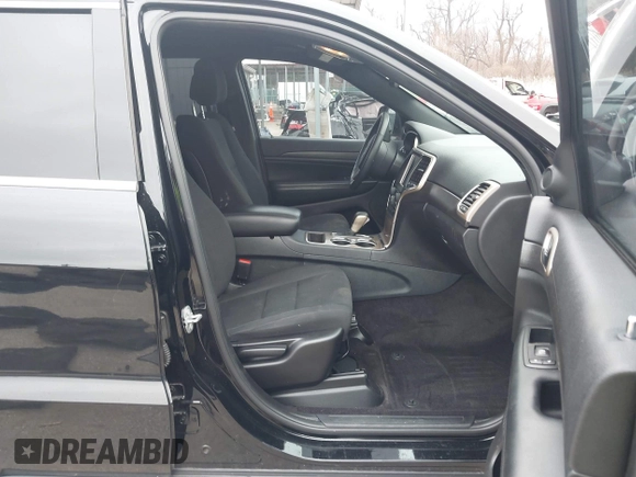 2017 Jeep Grand Cherokee Laredo with VIN 1C4RJFAG9HC714884, listed as a IAAI auction lot 41777396 with 85,440 mi miles. Bid and sale history available at carsss.com. Image 5.