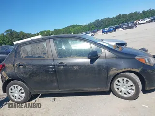 2017 Toyota Yaris L с VIN VNKKTUD39HA084912, выставлен на аукционе IAAI как лот 42323318 с пробегом 87 418 миль миль и . История ставок и продаж доступна на DreamBid. Изображение 13.