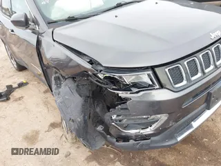 2019 Jeep Compass Limited with VIN 3C4NJCCBXKT676205, listed as a IAAI auction lot 41328757 with 83,446 mi miles. Bid and sale history available at carsss.com. Image 6.