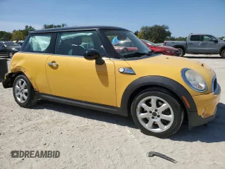 2007 MINI Hardtop S with VIN WMWMF73567TL90141, listed as a Copart auction lot 50103625 with 88,702 mi miles and Non Repairable. Bid and sale history available at DreamBid. Image 4.