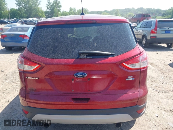 2013 Ford Escape SE z VIN 1FMCU9GX4DUB45402, wystawiony jako IAAI lot #42550068 z przebiegiem 238 520 mil mil oraz . Historia ofert i sprzedaży dostępna na DreamBid. Obrazek 16.