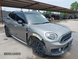2018 MINI Countryman Cooper S with VIN WMZYT3C3XJ3E00006, listed as a IAAI auction lot 42420388 with 117,313 mi miles and . Bid and sale history available at DreamBid. Image 1.