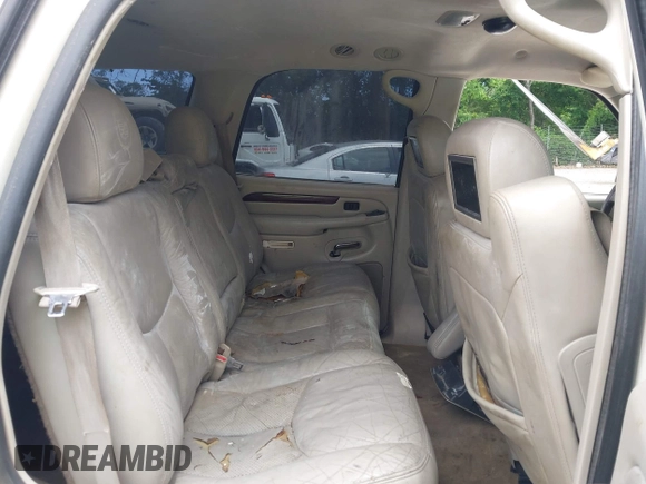 2003 Cadillac Escalade с VIN 1GYEC63T83R134948, выставлен на аукционе IAAI как лот 42321391 с пробегом 289 207 миль миль и . История ставок и продаж доступна на DreamBid. Изображение 8.