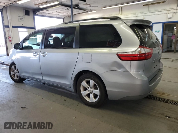 2015 Toyota Sienna LE AAS с VIN 5TDKK3DC1FS571821, выставлен на аукционе Copart как лот 57348545 с пробегом 120 014 миль миль и Списание • Salvage title. История ставок и продаж доступна на DreamBid. Изображение 2.