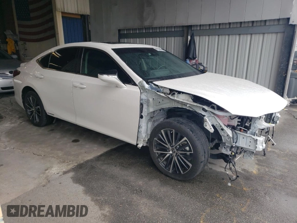 2022 Lexus ES 300h z VIN 58ADA1C15NU023464, wystawiony jako Copart lot #49334875 z przebiegiem 68 480 mil mil oraz Szkoda całkowita • Salvage title. Historia ofert i sprzedaży dostępna na DreamBid. Obrazek 4.