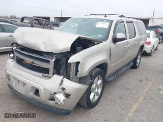 2007 Chevrolet Suburban LT with VIN 3GNFC16J77G130510, listed as a IAAI auction lot 41378042 with 152,459 mi miles. Bid and sale history available at carsss.com. Image 17.