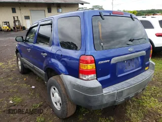 2005 Ford Escape XLS Value с VIN 1FMYU02Z35KA37621, выставлен на аукционе Copart как лот 44817004 с пробегом Не указан миль и Списание • Salvage title. История ставок и продаж доступна на DreamBid. Изображение 2.