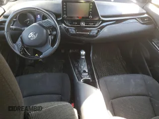 2019 Toyota C-HR XLE z VIN JTNKHMBX0K1040753, wystawiony jako Copart lot #52370615 z przebiegiem 120 056 mil mil oraz Szkoda całkowita • Salvage title. Historia ofert i sprzedaży dostępna na DreamBid. Obrazek 8.