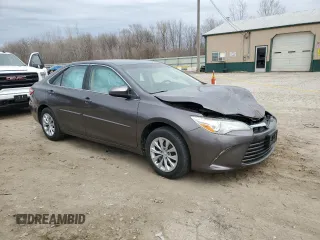 2015 Toyota Camry XLE with VIN 4T1BF1FK7FU906004, listed as a Copart auction lot 50957935 with 105,440 mi miles and Salvage Title. Bid and sale history available at carsss.com. Image 4.