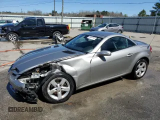 2006 Mercedes-Benz SLK-Class 3.0L with VIN WDBWK54F36F120802, listed as a Copart auction lot 49447415 with 133,291 mi miles and Salvage Title. Bid and sale history available at carsss.com. Image 1.