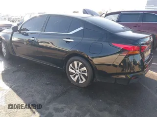 2020 Nissan Altima 2.5 S with VIN 1N4BL4BV6LC200227, listed as a IAAI auction lot 41740177 with 103,033 mi miles. Bid and sale history available at carsss.com. Image 3.