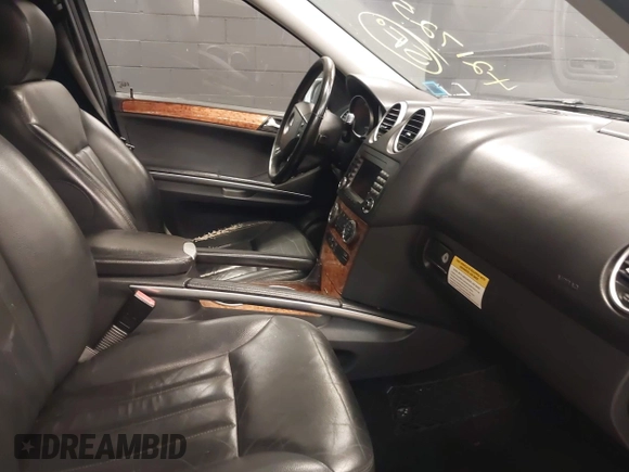 2006 Mercedes-Benz M 350 with VIN 4JGBB86E56A083539, listed as a IAAI auction lot 42172585 with 130,514 mi miles and . Bid and sale history available at DreamBid. Image 5.
