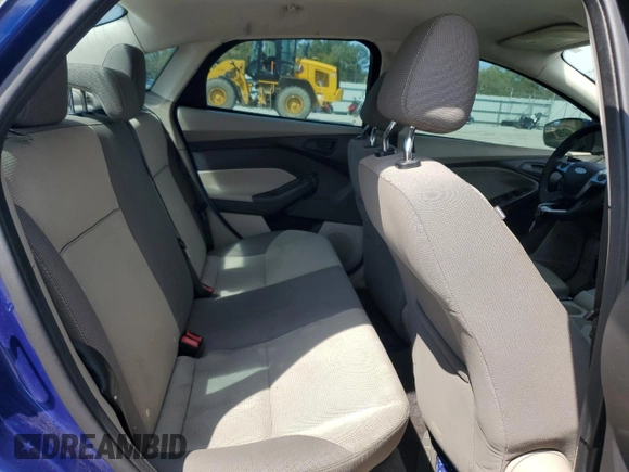 2012 Ford Focus SE with VIN 1FAHP3F20CL215573, listed as a Copart auction lot 51129555 with 112,283 mi miles and Salvage Title. Bid and sale history available at carsss.com. Image 10.