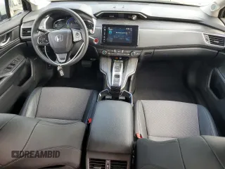 2019 Honda Clarity Plug-In Hybrid with VIN JHMZC5F18KC000064, listed as a Copart auction lot 68210234 with 70,273 mi miles and Salvage Title. Bid and sale history available at carsss.com. Image 8.