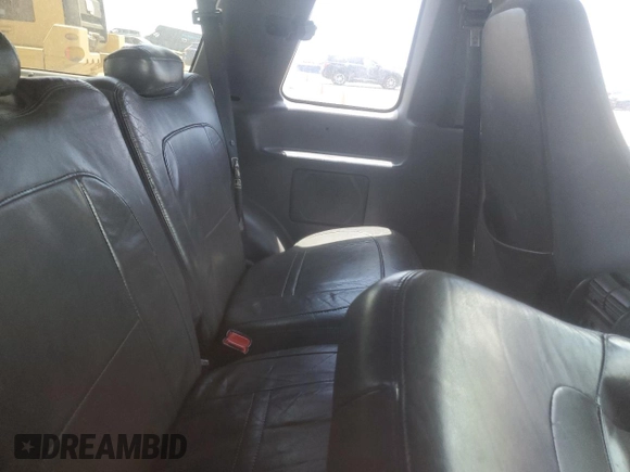 2002 Ford Explorer Sport с VIN 1FMCU70E62UB96765, выставлен на аукционе Copart как лот 60055094 с пробегом 293 906 миль миль и Чистый • Clean title. История ставок и продаж доступна на DreamBid. Изображение 11.