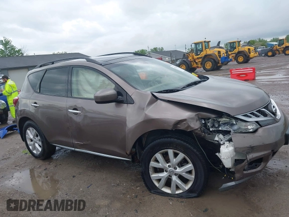 2011 Nissan Murano LE z VIN JN8AZ1MW3BW182568, wystawiony jako IAAI lot #42230428 z przebiegiem 115 348 mil mil oraz . Historia ofert i sprzedaży dostępna na DreamBid. Obrazek 13.