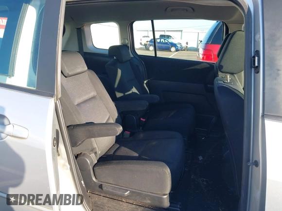 2008 Mazda 5 Sport with VIN JM1CR293180309628, listed as a IAAI auction lot 41450847 with 148,237 mi miles. Bid and sale history available at carsss.com. Image 8.