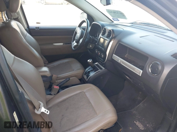 2015 Jeep Compass Latitude with VIN 1C4NJCEB7FD192016, listed as a IAAI auction lot 41836268 with 149,128 mi miles. Bid and sale history available at carsss.com. Image 5.