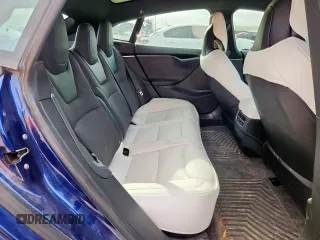 2018 Tesla Model S 75D с VIN 5YJSA1E26JF275221, выставлен на аукционе Copart как лот 61101885 с пробегом 122 530 миль миль и Списание • Salvage title. История ставок и продаж доступна на DreamBid. Изображение 10.