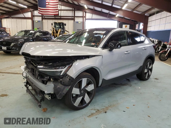 2023 Volvo C40 Ultimate с VIN YV4ED3GM3P2063688, выставлен на аукционе Copart как лот 78669843 с пробегом 9 761 миль миль и . История ставок и продаж доступна на DreamBid. Изображение 1.