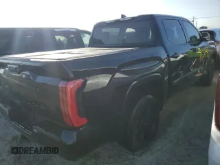 2024 Toyota Tundra Limited Hybrid z VIN 5TFWC5DB7RX072294, wystawiony jako Copart lot #76671364 z przebiegiem Nie podano mil oraz Nie do naprawy • Non repairable. Historia ofert i sprzedaży dostępna na DreamBid. Obrazek 3.