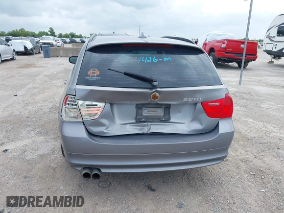 2011 BMW 3 Series 328i xDrive with VIN WBAUU3C55BA542381, listed as a IAAI auction lot 42434842 with 173,946 mi miles and . Bid and sale history available at DreamBid. Image 6.