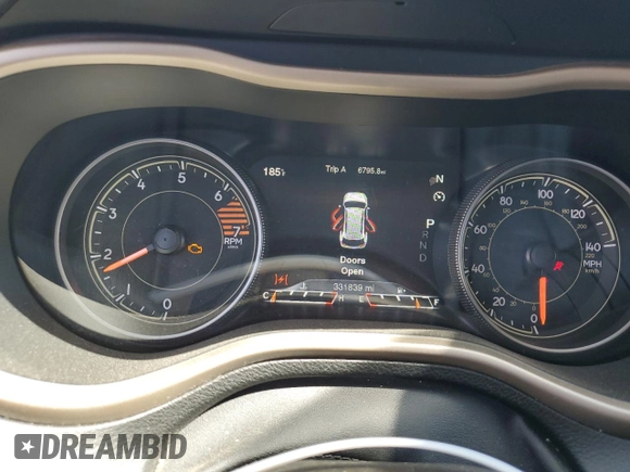 2016 Jeep Cherokee Limited z VIN 1C4PJMDB4GW161926, wystawiony jako Copart lot #52183805 z przebiegiem 331 839 mil mil oraz Szkoda całkowita • Salvage title. Historia ofert i sprzedaży dostępna na DreamBid. Obrazek 9.