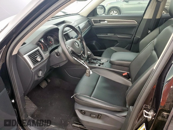 2019 Volkswagen Atlas SE with VIN 1V2UR2CA5KC604781, listed as a Copart auction lot 52719095 with 166,146 mi miles and Salvage title. Bid and sale history available at DreamBid. Image 7.