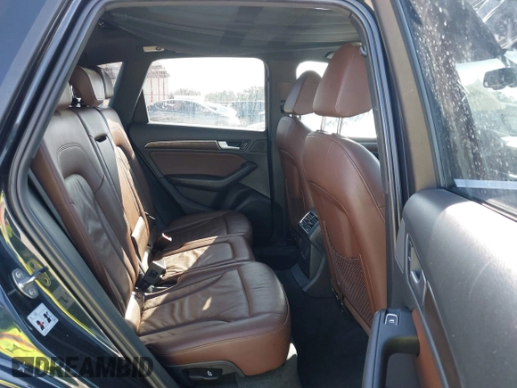 2015 Audi Q5 Premium Plus with VIN WA1LFAFP7FA119828, listed as a IAAI auction lot 41023540 with 69,087 mi miles. Bid and sale history available at carsss.com. Image 8.