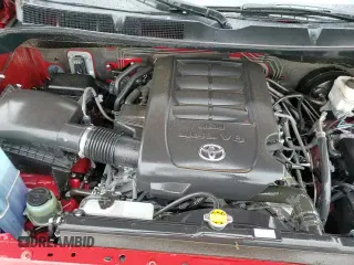 2017 Toyota Tundra SR с VIN 5TFUM5F10HX073150, выставлен на аукционе Copart как лот 55492455 с пробегом 88 558 миль миль и Списание • Salvage title. История ставок и продаж доступна на DreamBid. Изображение 14.