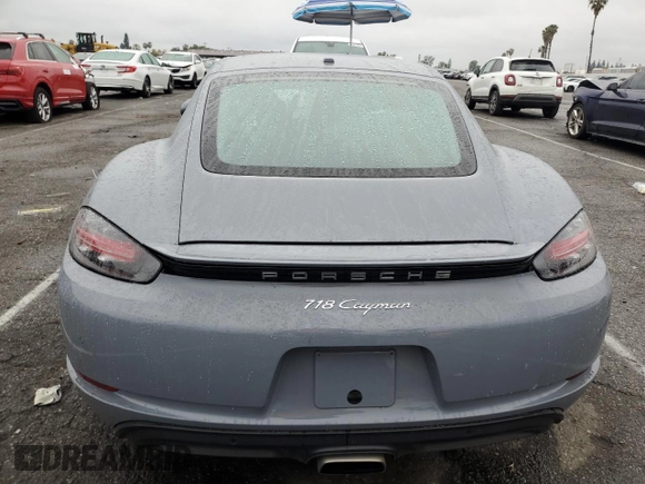 2024 Porsche 718 Cayman z VIN WP0AA2A88RK255448, wystawiony jako Copart lot #49847655 z przebiegiem 16 047 mil mil oraz Szkoda całkowita • Salvage title. Historia ofert i sprzedaży dostępna na DreamBid. Obrazek 6.