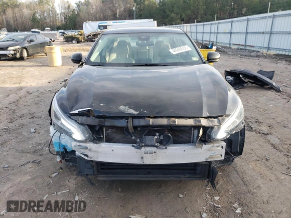 2019 Nissan Altima 2.5 Platinum with VIN 1N4BL4FW0KC205506, listed as a Copart auction lot 44940555 with 64,038 mi miles and Salvage Title. Bid and sale history available at carsss.com. Image 5.