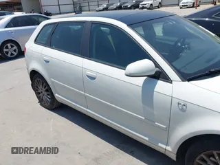 2006 Audi A3 Premium z VIN WAUNF78P36A019060, wystawiony jako IAAI lot #42334130 z przebiegiem 136 200 mil mil oraz . Historia ofert i sprzedaży dostępna na DreamBid. Obrazek 13.