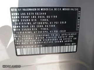 2020 Volkswagen Tiguan SE with VIN 3VV2B7AX0LM141970, listed as a IAAI auction lot 41633622 with 64,737 mi miles. Bid and sale history available at carsss.com. Image 9.