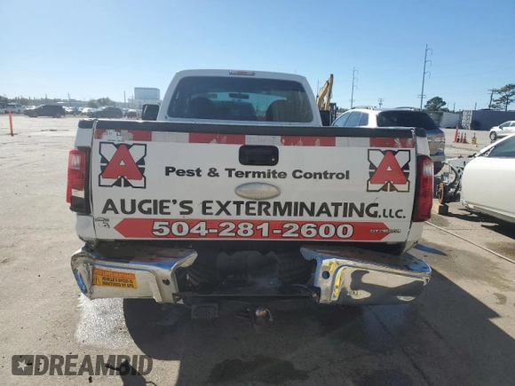 2010 Ford F-250 with VIN 1FTNF2A53AEB12824, listed as a Copart auction lot 81933704 with 210,425 mi miles and Salvage title. Bid and sale history available at DreamBid. Image 6.