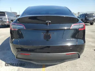 2024 Tesla Model Y Long Range с VIN 7SAYGDEE8RA231933, выставлен на аукционе Copart как лот 58078115 с пробегом 14 959 миль миль и Списание • Salvage title. История ставок и продаж доступна на DreamBid. Изображение 6.
