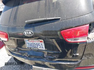 2016 Kia Sorento LX z VIN 5XYPGDA57GG037286, wystawiony jako IAAI lot #42479020 z przebiegiem 197 478 mil mil oraz . Historia ofert i sprzedaży dostępna na DreamBid. Obrazek 17.