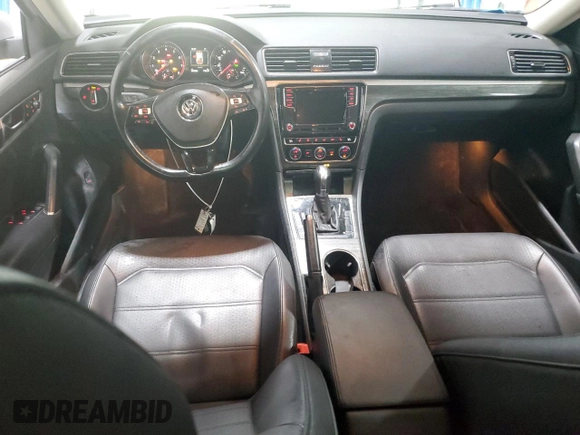 2018 Volkswagen Passat SE with VIN 1VWBA7A35JC016506, listed as a Copart auction lot 61044895 with 95,168 mi miles and Salvage title. Bid and sale history available at DreamBid. Image 8.
