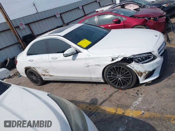 2019 Mercedes-Benz C 300 с VIN 55SWF8DB0KU308453, выставлен на аукционе IAAI как лот 42018308 с пробегом 43 850 миль миль и . История ставок и продаж доступна на DreamBid. Изображение 13.