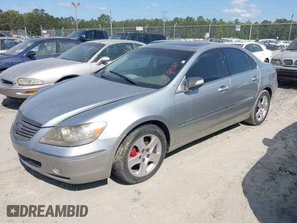 2007 Acura RL Tech Pkg with VIN JH4KB16647C004578, listed as a IAAI auction lot 42062919 with 162,968 mi miles. Bid and sale history available at carsss.com. Image 2.