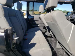 2007 Jeep Wrangler Unlimited Sahara with VIN 1J4GA59197L141821, listed as a Copart auction lot 76897044 with 124,070 mi miles and Salvage title. Bid and sale history available at DreamBid. Image 11.