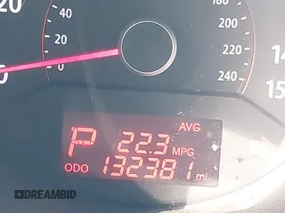 2013 Kia Sorento EX z VIN 5XYKUDA22DG413039, wystawiony jako IAAI lot #42197700 z przebiegiem 132 381 mil mil oraz . Historia ofert i sprzedaży dostępna na DreamBid. Obrazek 16.