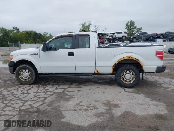 2013 Ford F-150 XL с VIN 1FTFX1EF3DKE62894, выставлен на аукционе IAAI как лот 42248853 с пробегом 233 743 миль миль и . История ставок и продаж доступна на DreamBid. Изображение 14.