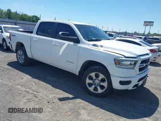 2019 Ram 1500 Big Horn z VIN 1C6SRFFT0KN911008, wystawiony jako IAAI lot #42092247 z przebiegiem 72 222 mil mil oraz . Historia ofert i sprzedaży dostępna na DreamBid. Obrazek 1.