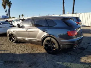 2018 Bentley Bentayga Signature z VIN SJAAC2ZV7JC019555, wystawiony jako Copart lot #88089665 z przebiegiem 50 323 mil mil oraz Szkody całkowita. Historia ofert i sprzedaży dostępna na DreamBid. Obrazek 2.