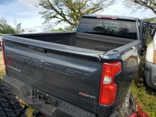 2021 Chevrolet Silverado 1500 RST with VIN 3GCUYEEDXMG120506, listed as a Copart auction lot 45408944 with Not Provided miles and Non Repairable. Bid and sale history available at carsss.com. Image 3.